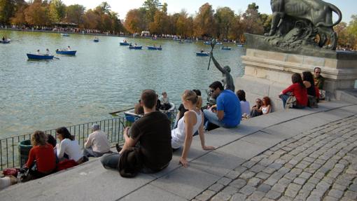 Ligar en Madrid: cinco lugares donde encontrar el amor con tu «app»