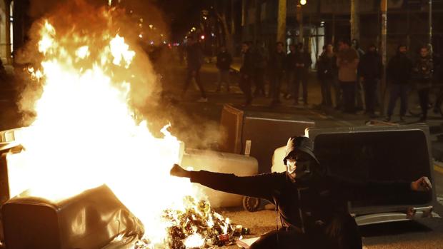 Libertad con cargos para cuatro detenidos por los disturbios de la manifestación independentista