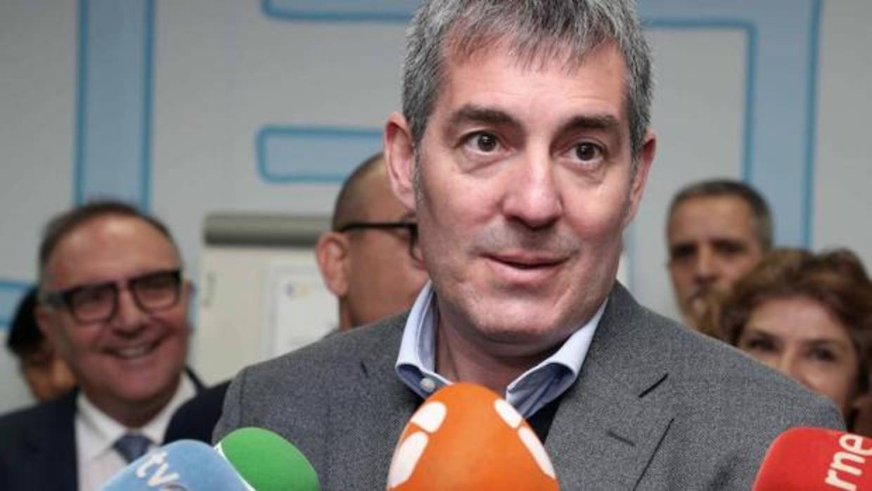 El presidente del Gobierno de Canarias, Fernando Clavijo, este lunes