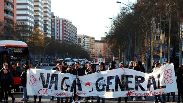 Los sindicatos evitan organizar una huelga pero pactan con los independentistas una manifestación en abril