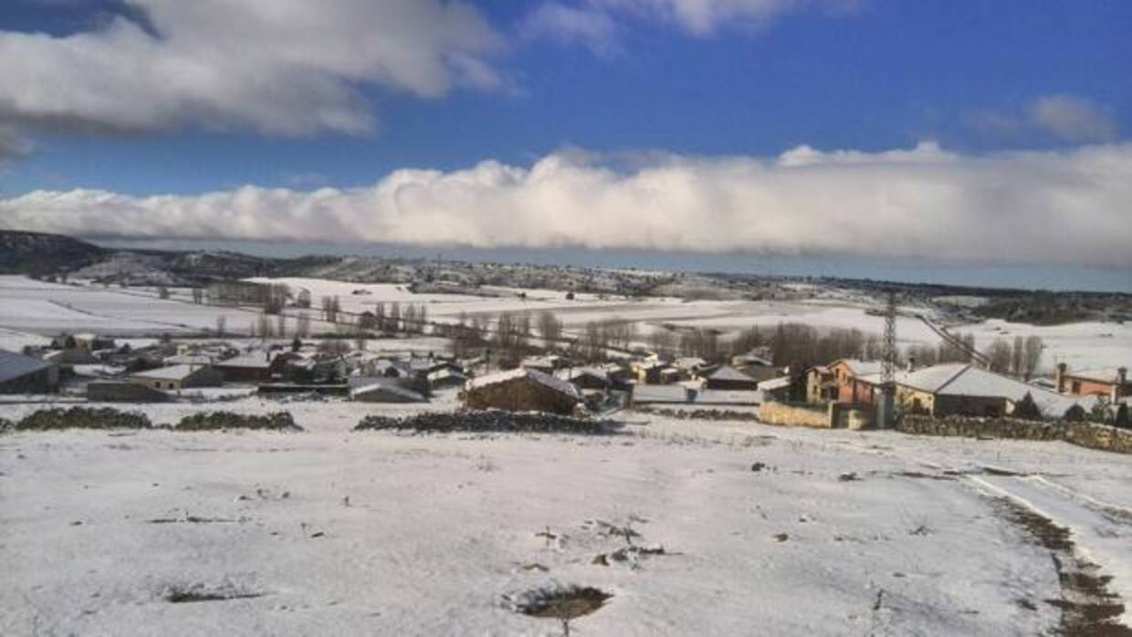 Vista del pequeño pueblo de Luzaga, en la Serranía de Guadalajara