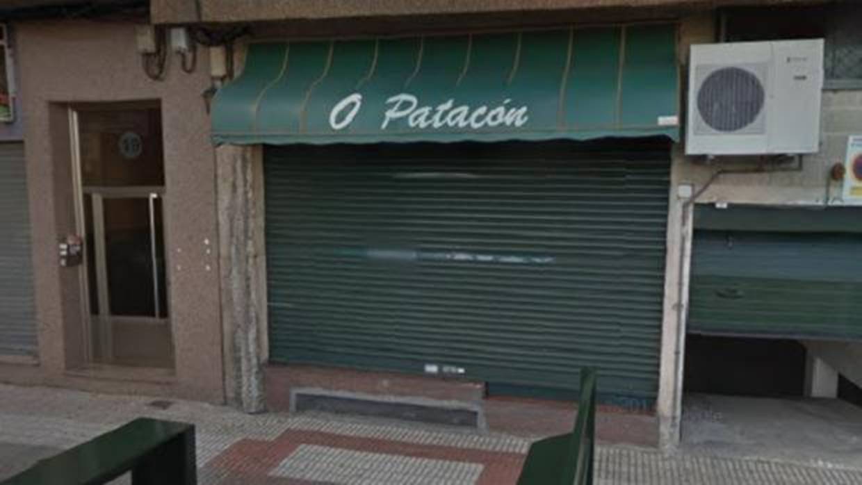 Exterior del bar en el que pidió ayuda la víctima tras el intento de asesinato