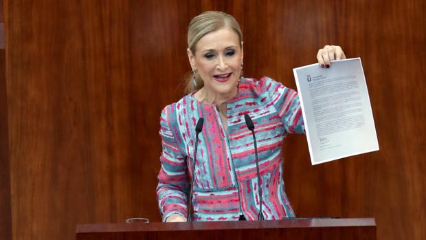 Cifuentes: «Ni mi currículum ni mis notas han sido falseadas ni falsificadas»