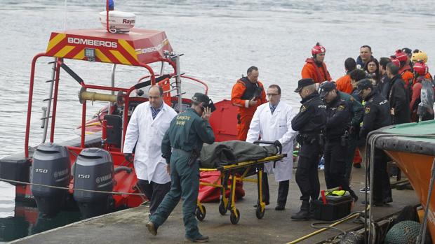 Aparece el cuerpo de la joven arrastrada por el mar en La Coruña