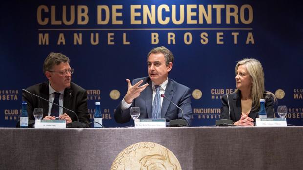 Zapatero asegura que desconoce las facturas en B del PSPV