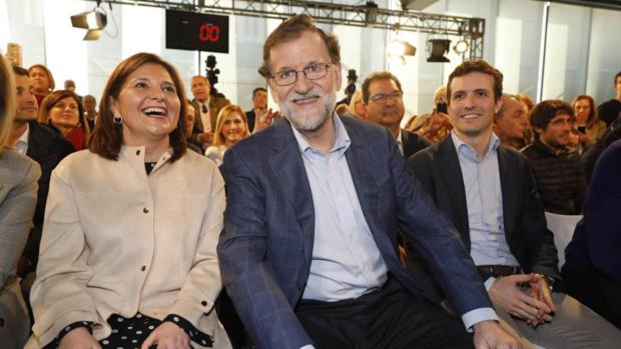 Isabel Bonig, Mariano Rajoy y Pablo Casado, en una imagen de archivo en Alicante