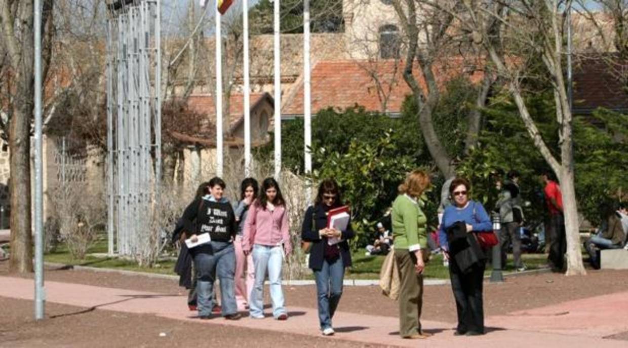 En el campus de la Fábrica de Armas, en Toledo, se va a impartir Ingeniería Aeroespacial