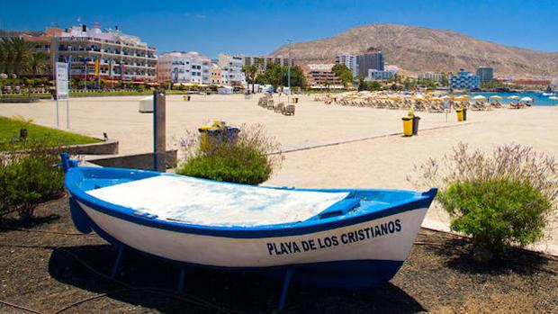 En estado grave un varón que practicaba buceo en el sur de Tenerife