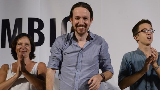 Iglesias fuerza un acuerdo de unidad con Errejón como candidato y Espinar en la lista a la Comunidad de Madrid
