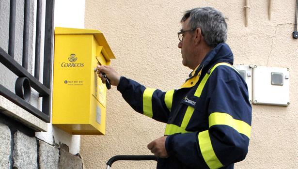 La Diputación de Ávila insta a Correos a garantizar el servicio en grandes y pequeños municipios