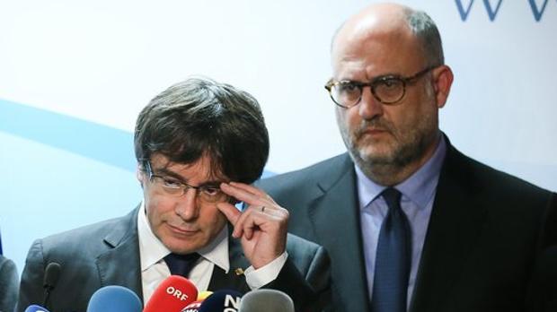 El expresidente de la Generalitat Carles Puigdemont y el dirigente de Junts per Catalunya Eduard Pujol