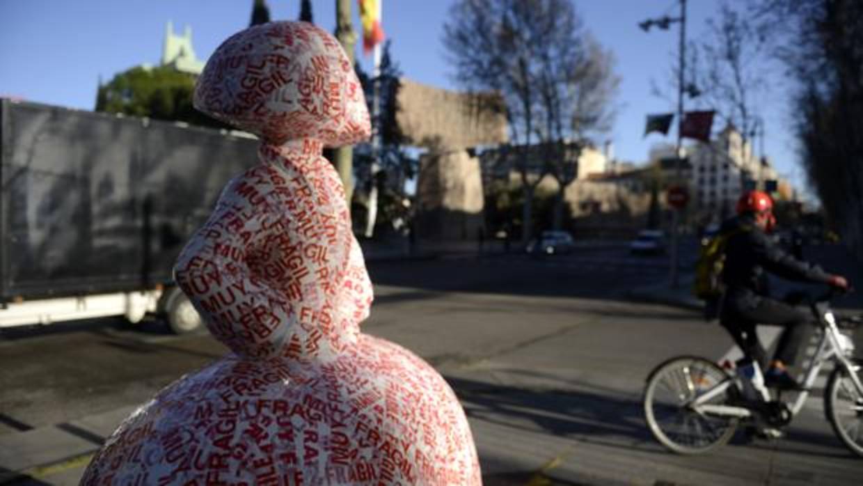 El Ayuntamiento ha retirado ya la escultura situada en el Museo Reina Sofía