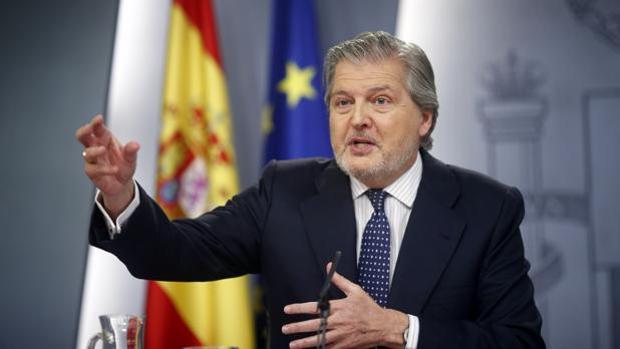 El Gobierno revisará los delitos sexuales en el Código Penal tras la sentencia de «La Manada»