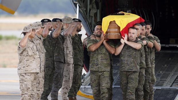 La lucha (sin éxito) de la familia de Aarón Vidal para que Valencia dedique una calle al militar muerto en Irak