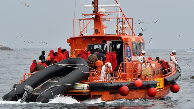 Rescatados más de 250 inmigrantes en las costas andaluzas