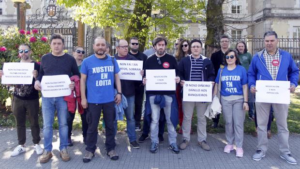 Sindicatos dan por «muerta» la huelga y valoran interrumpirla para favorecer una salida