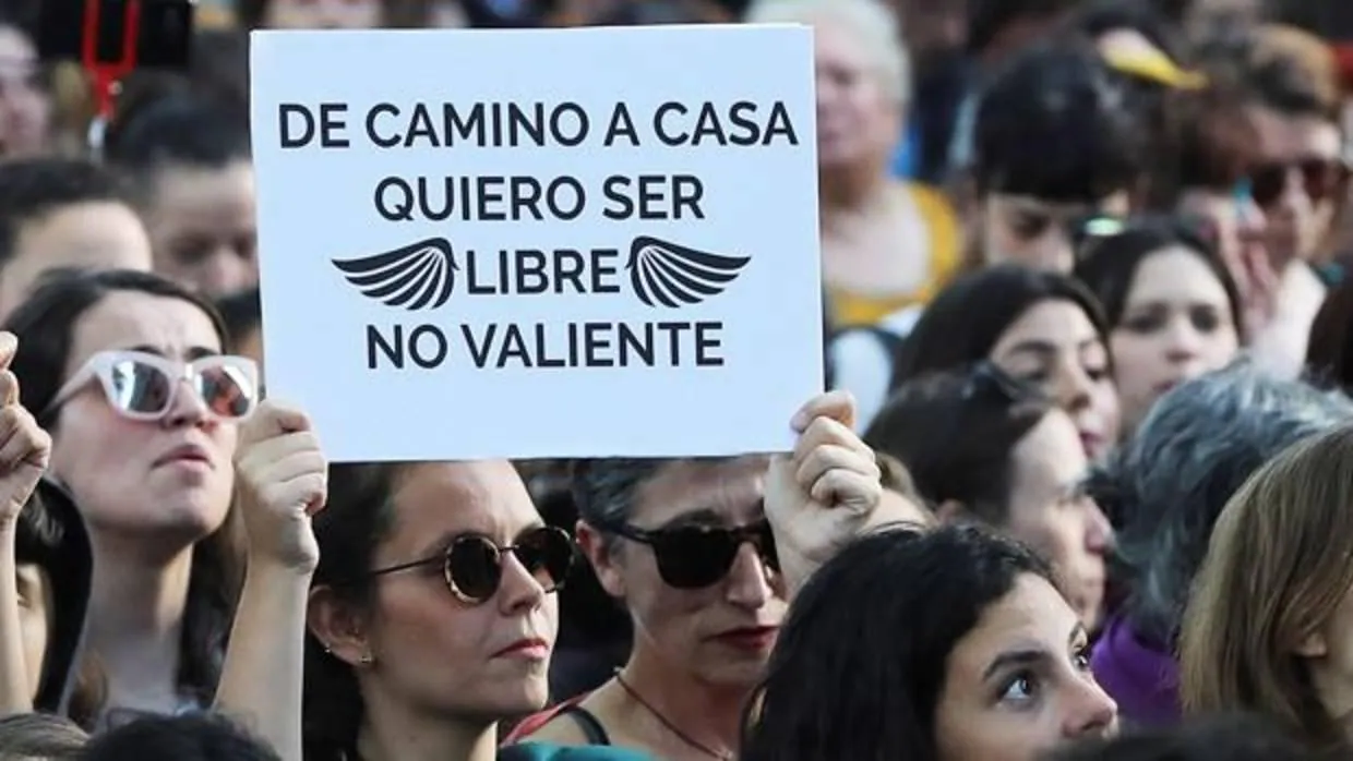 Mujeres durante una reciente manifestación contra los agresores sexuales a raíz del caso de La Manada