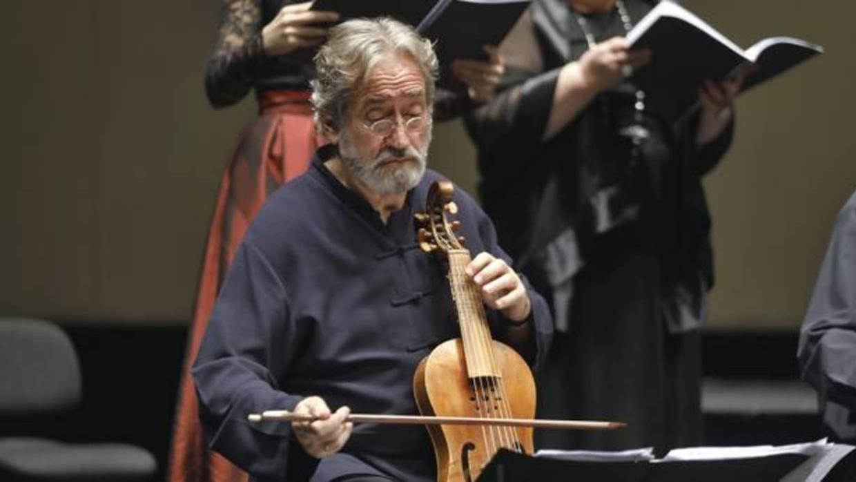 Jordi Savall, durante una actuación en Sevilla