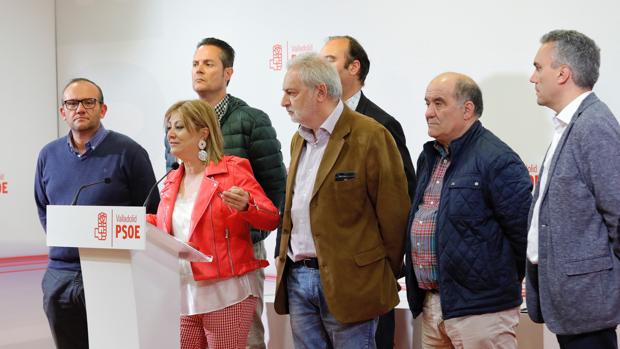 El PSOE de Valladolid cierra filas con Puente y dispara la tensión con el PP