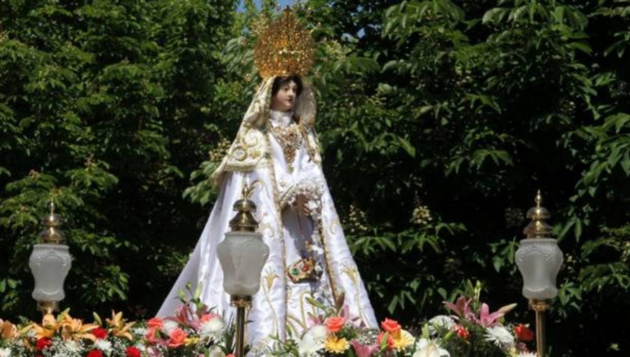 Roban las joyas de la Virgen de la Salud de Salamanca antes de su procesión