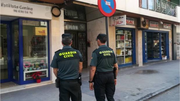 Investigan la muerte de un hombre hallado en un bidón