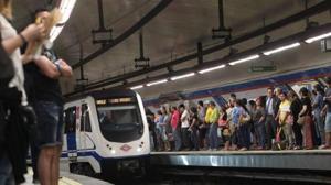 Los servicios mínimos del primer día de huelga Metro, este viernes, serán de hasta el 69%