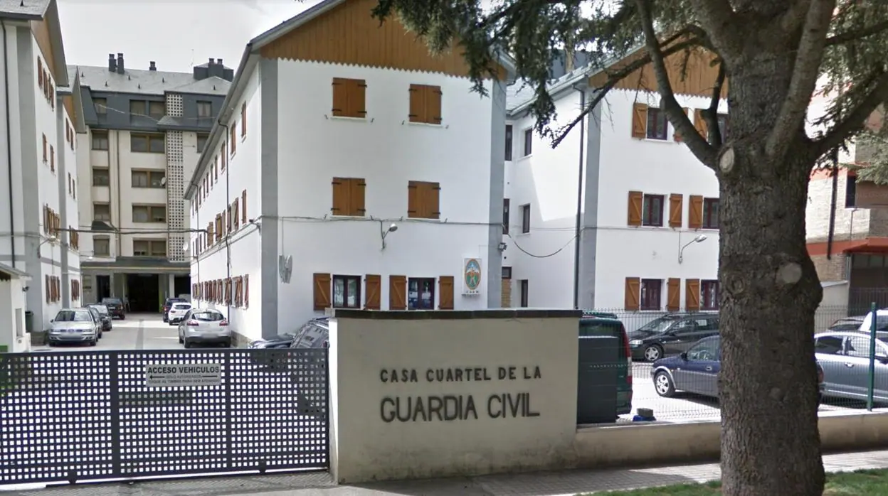Casa cuartel de la Guardia Civil de Jaca (Huesca), localidad en la que estaba destinado el agente fallecido