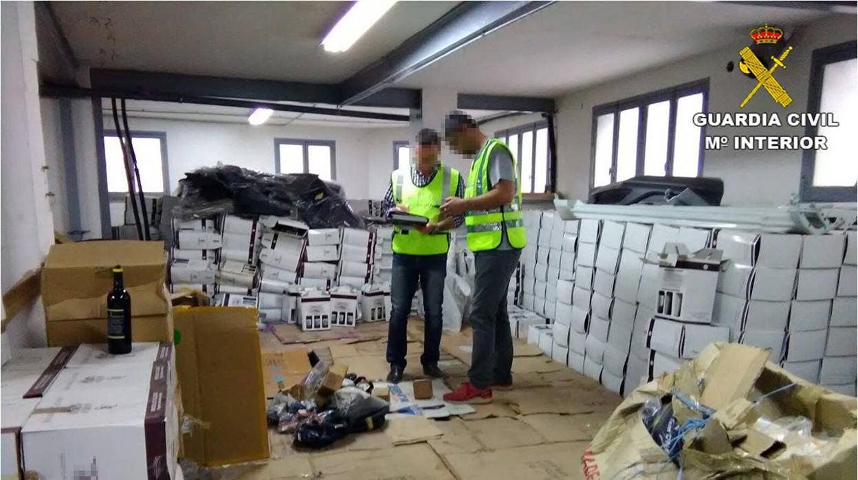 Imagen de la mercancía que los detenidos tenían preparada para vender