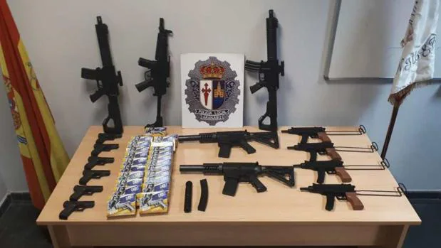 Las armas requisadas por la Policía Municipal