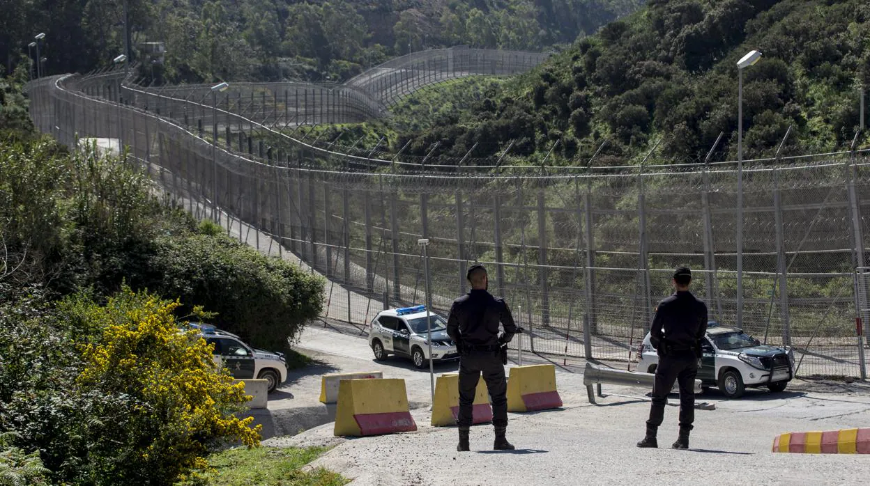Imagen de archivo de la valla fronteriza de Ceuta