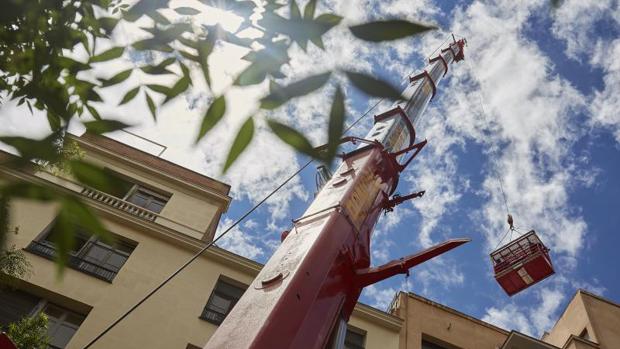 Urbanismo prohíbe entrar a los operarios en el edificio de Martínez Campos por peligro de derrumbe