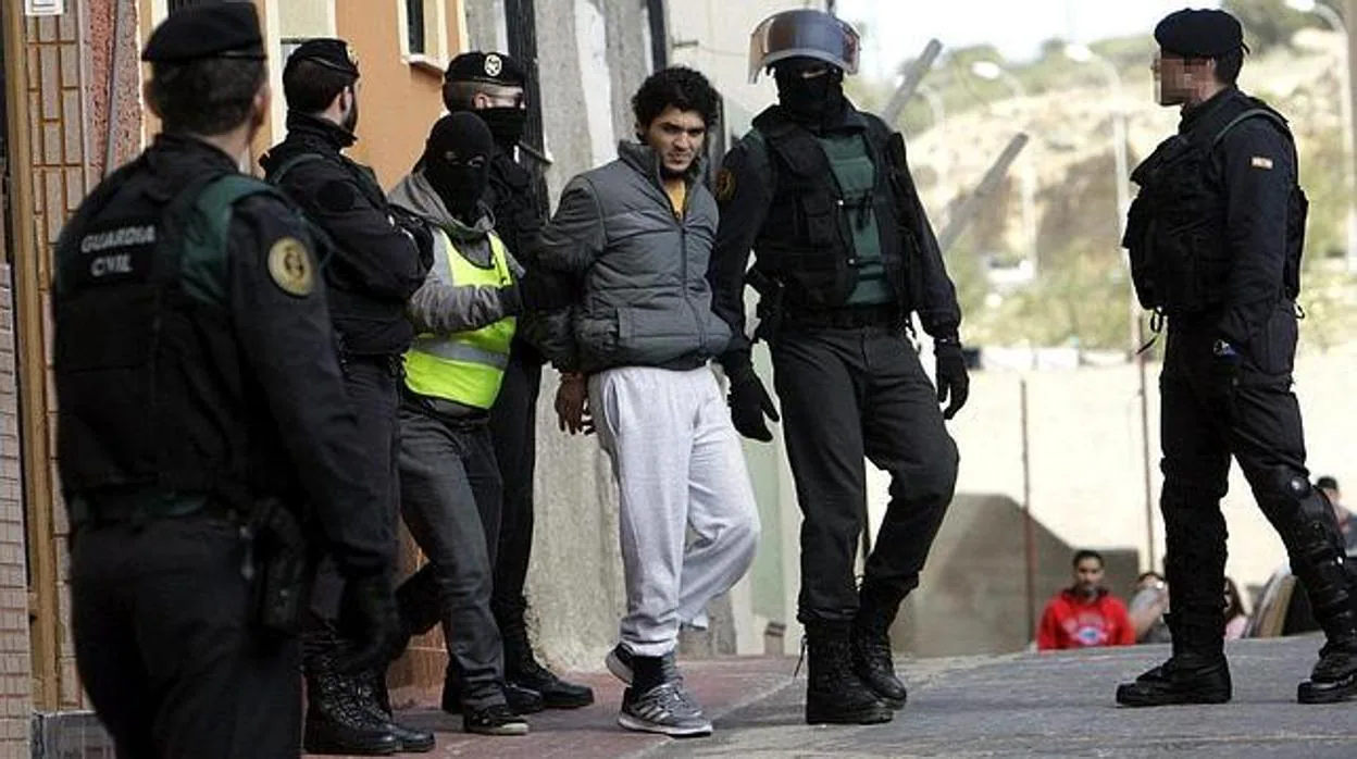 Las Fuerzas de Seguridad detienen a un individuo sospechoso de yihadismo en Melilla