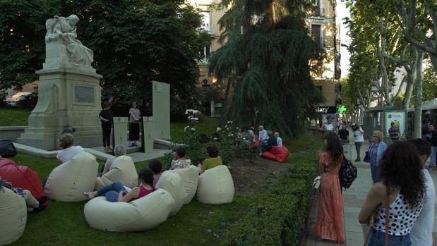 El acto en el monumento, el sábado, en la calle de la Princesa