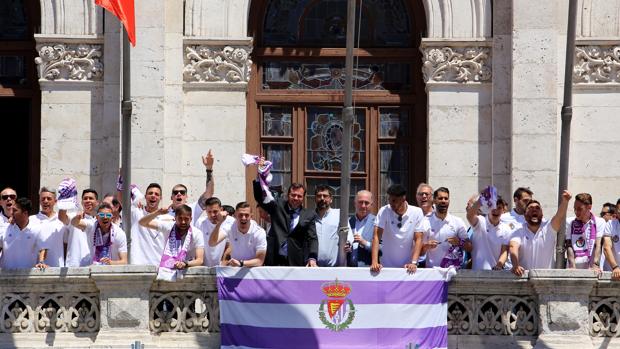 Las recepciones institucionales abren las celebraciones del ascenso del Real Valladolid