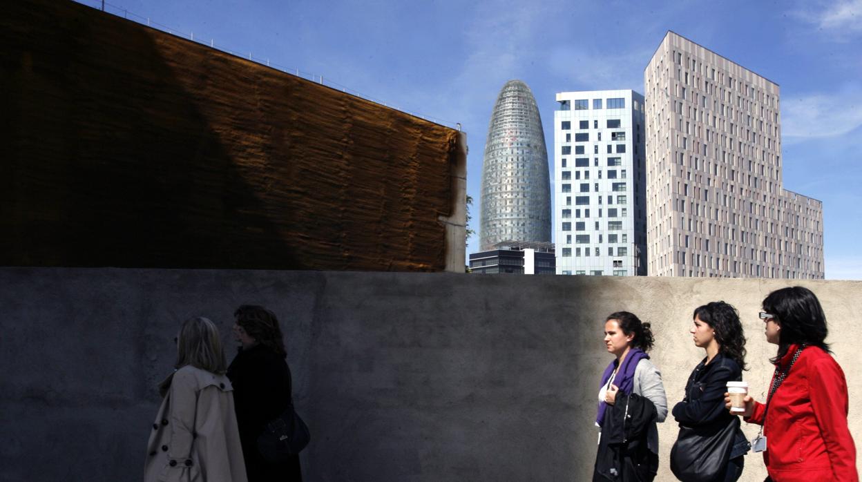 La torre AGBAR de Barcelona iba a acoger la sede de la Agencia Europea del Medicamento