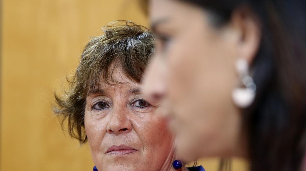 Mercedes MArtín, nueva viceportavoz del PSOE en las Cortes, y Ana Sánchez