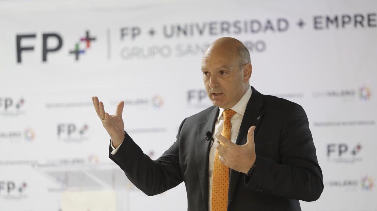 César Romero, director general de Grupo San Valero, durante la presentación del nuevo programa FP++