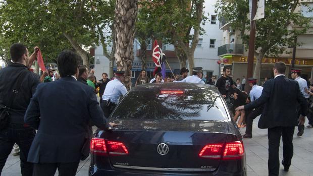 Montoro asegura que su coche evitó el atropello a los manifestantes que le hicieron un escrache