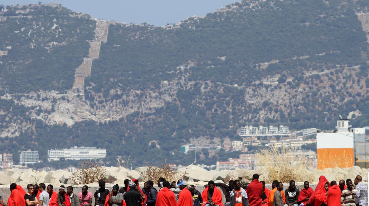 Inmigrantes rescatados en el Estrecho el pasado martes 26 de junio
