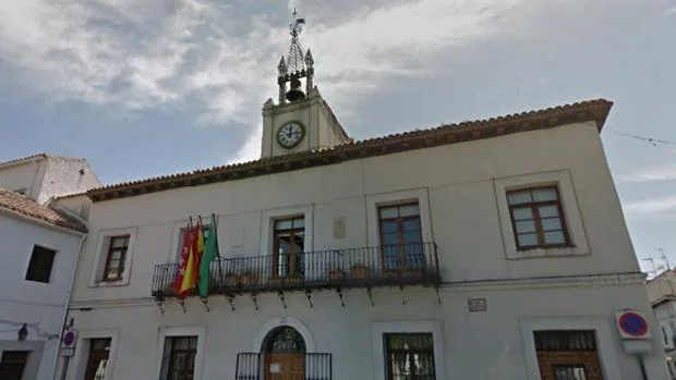 La Fiscalía se querella contra el alcalde de Villaviciosa de Odón y cinco de sus concejales