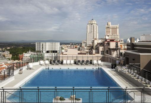 «Beach club» del Hotel Emperador en la Gran Vía