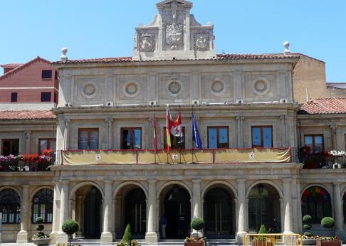 La operación por contratos de tráfico amañados salpica a 6 ayuntamientos de Castilla y León