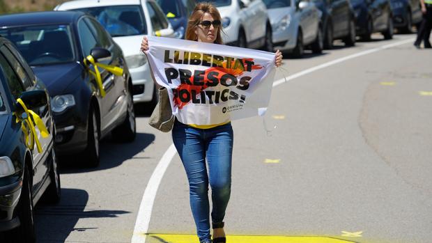 El independentismo convoca nuevas manifestaciones ante la cárcel de Lledoners