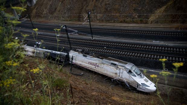 El maquinista del tren siniestrado en Santiago: «Era un accidente anunciado»