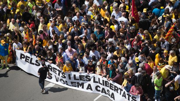 El secesionismo eleva su «exigencia» a Sánchez: «Que Fiscalía retire los cargos contra los presos»