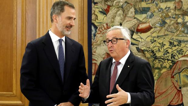Juncker: «Juan Carlos ha sido un gran Rey y Europa se siente orgullosa de él»