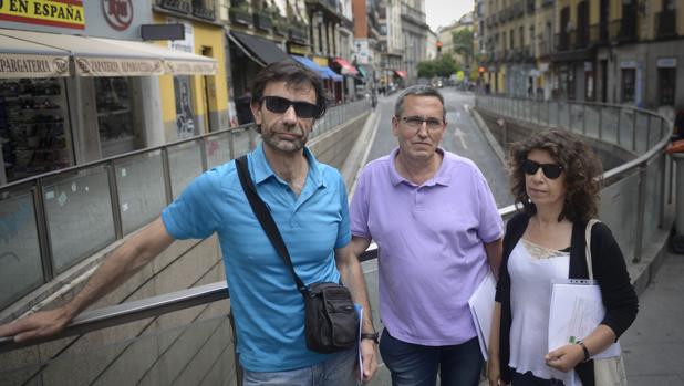 Los vecinos de Centro claman contra el «robo» de aparcar en la Plaza Mayor