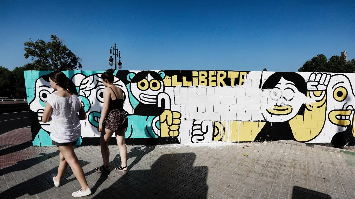 Imagen del mural de Elías Taño en Valencia tras ser emborronado
