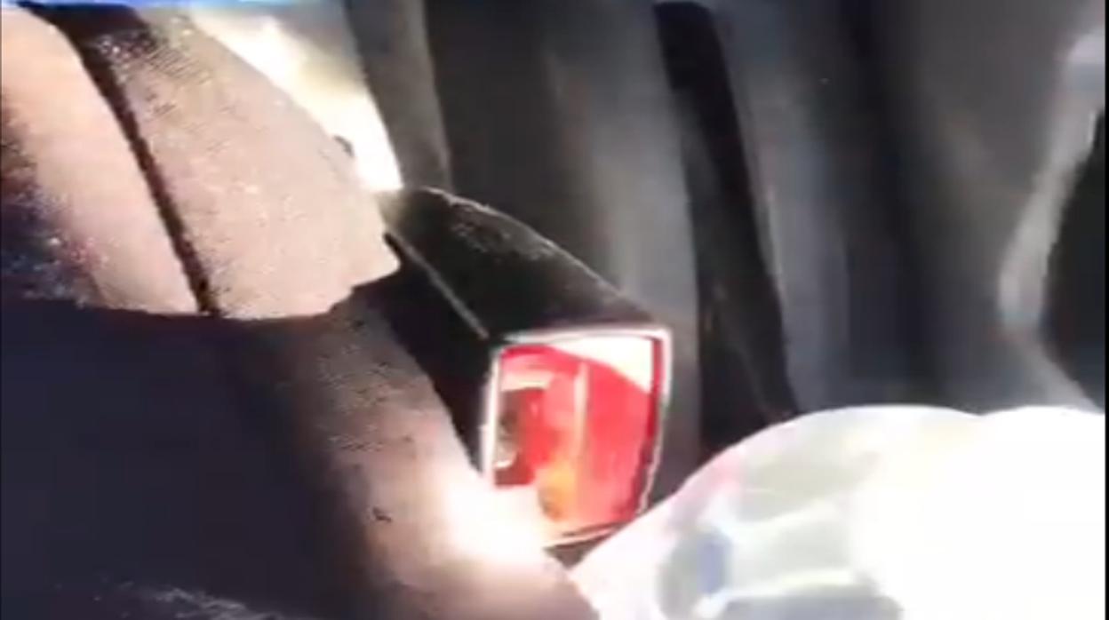 Vídeo: así puedes incendiar tu coche con una botella de agua