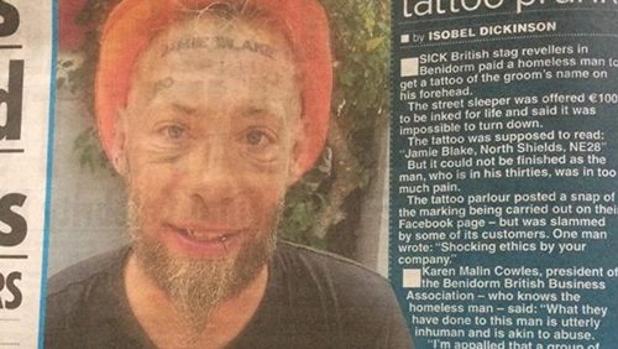 El Ayuntamiento de Benidorm busca al indigente tatuado en la frente para asistirlo en Servicios Sociales